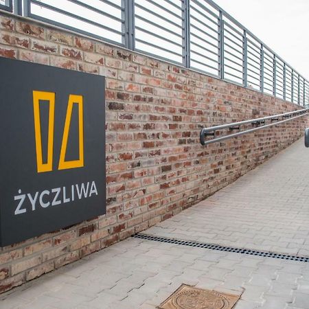 Zyczliwa Centrum Konferencyjno-Sportowe Wrocław Buitenkant foto
