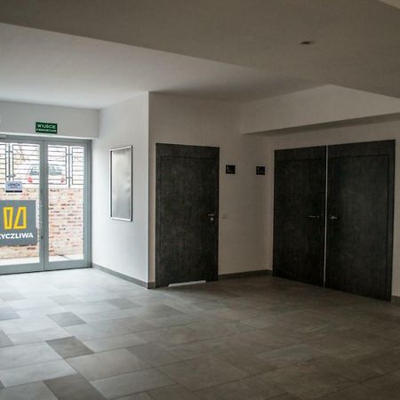 Zyczliwa Centrum Konferencyjno-Sportowe Wrocław Buitenkant foto